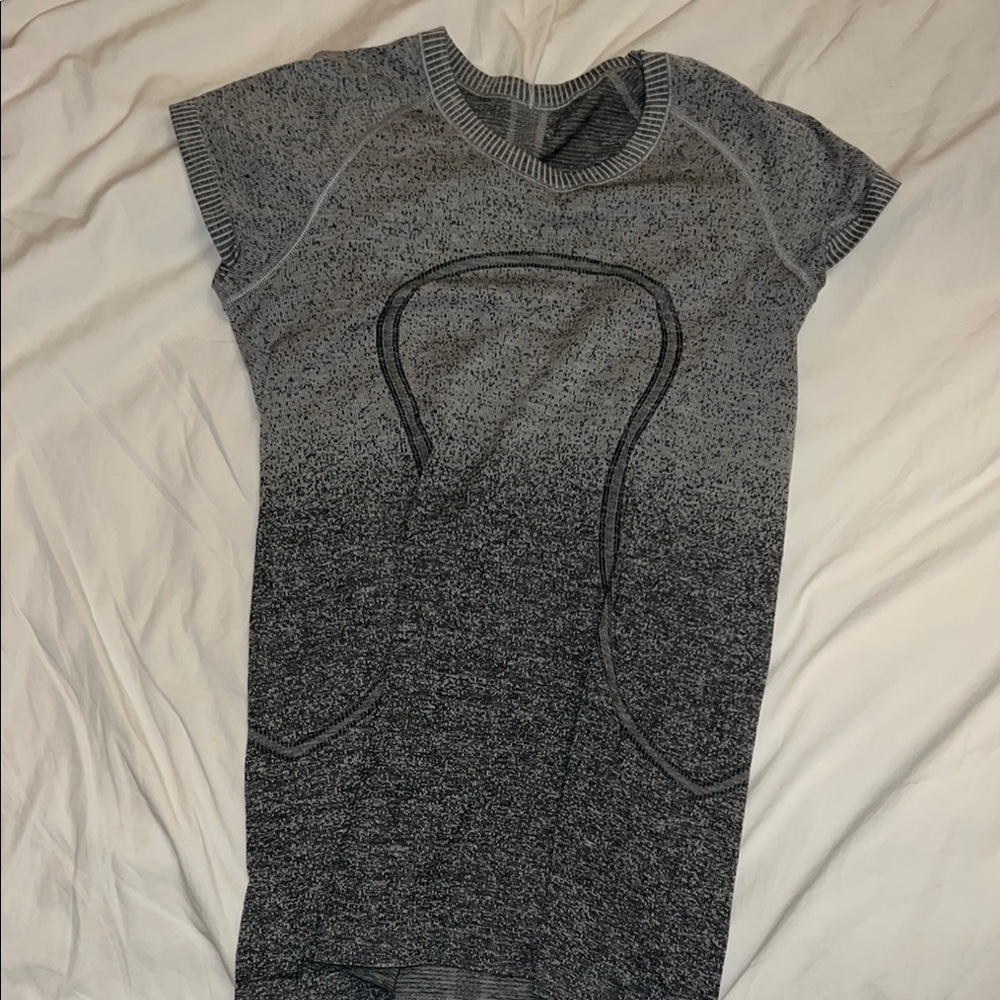 Lululemon Swiftly tech